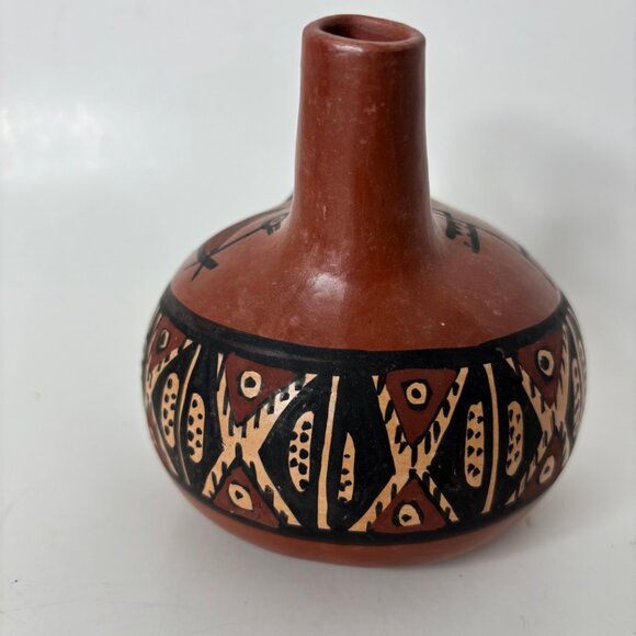 Vintage Red Clay Wedding Vase Signed El Molle Chile 5” Tall South America - Picture 8 of 10